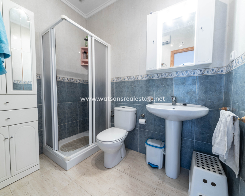 Resale - Reihenhaus - Urb. La Marina