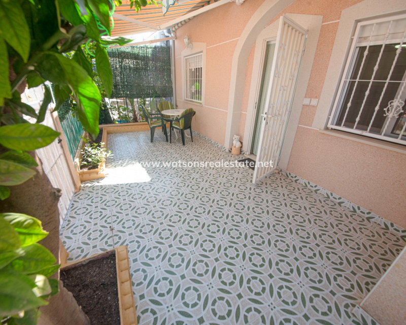 Resale - Reihenhaus - Urb. La Marina