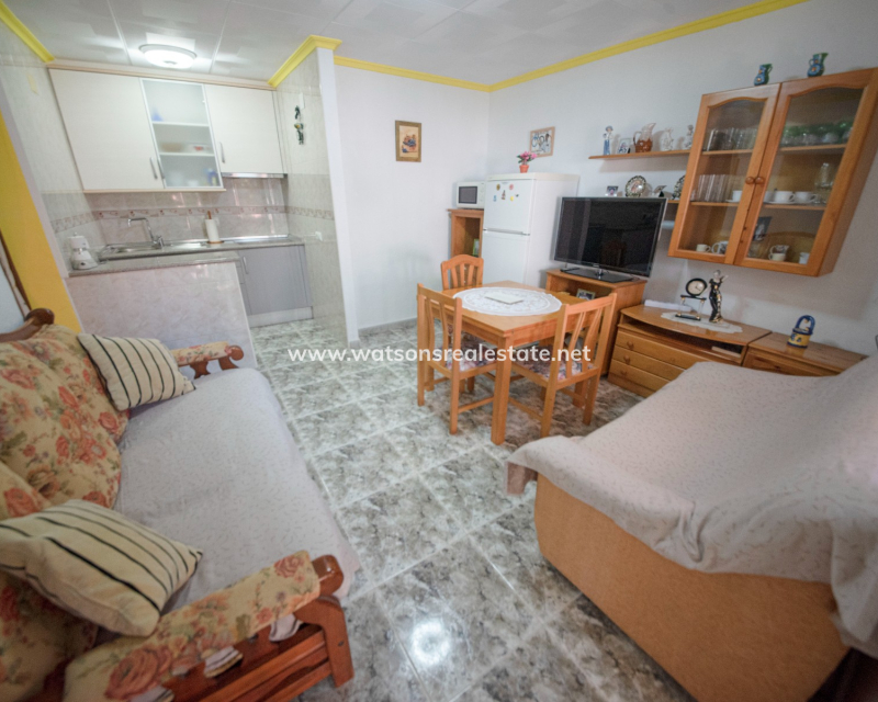 Resale - Reihenhaus - Urb. La Marina