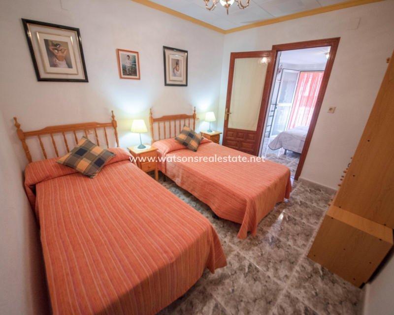 Resale - Reihenhaus - Urb. La Marina