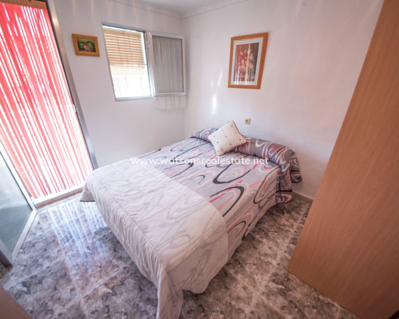 Resale - Reihenhaus - Urb. La Marina