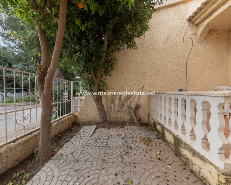 Resale - Reihenhaus - Urb. La Marina