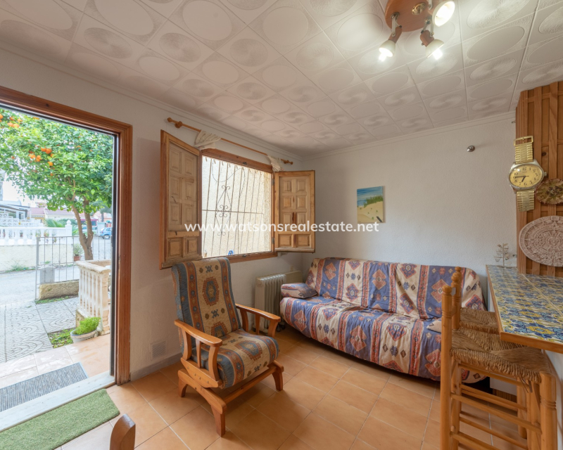 Resale - Reihenhaus - Urb. La Marina