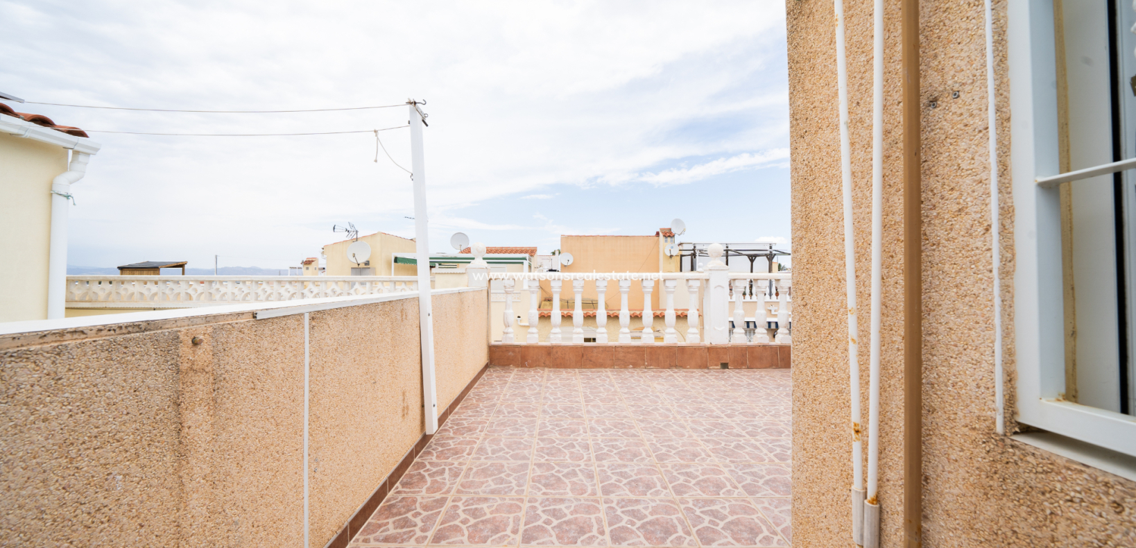 Resale - Reihenhaus - Urb. La Marina