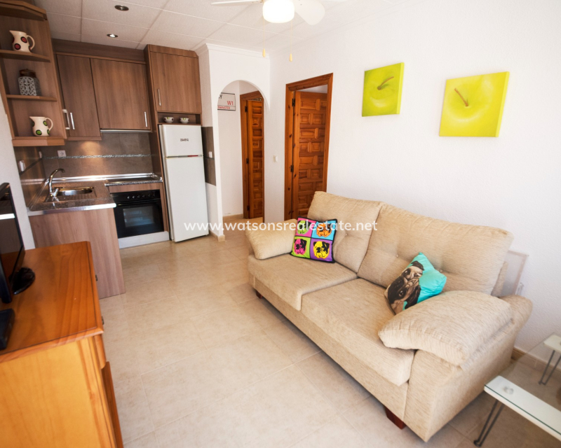 Resale - Reihenhaus - Urb. La Marina