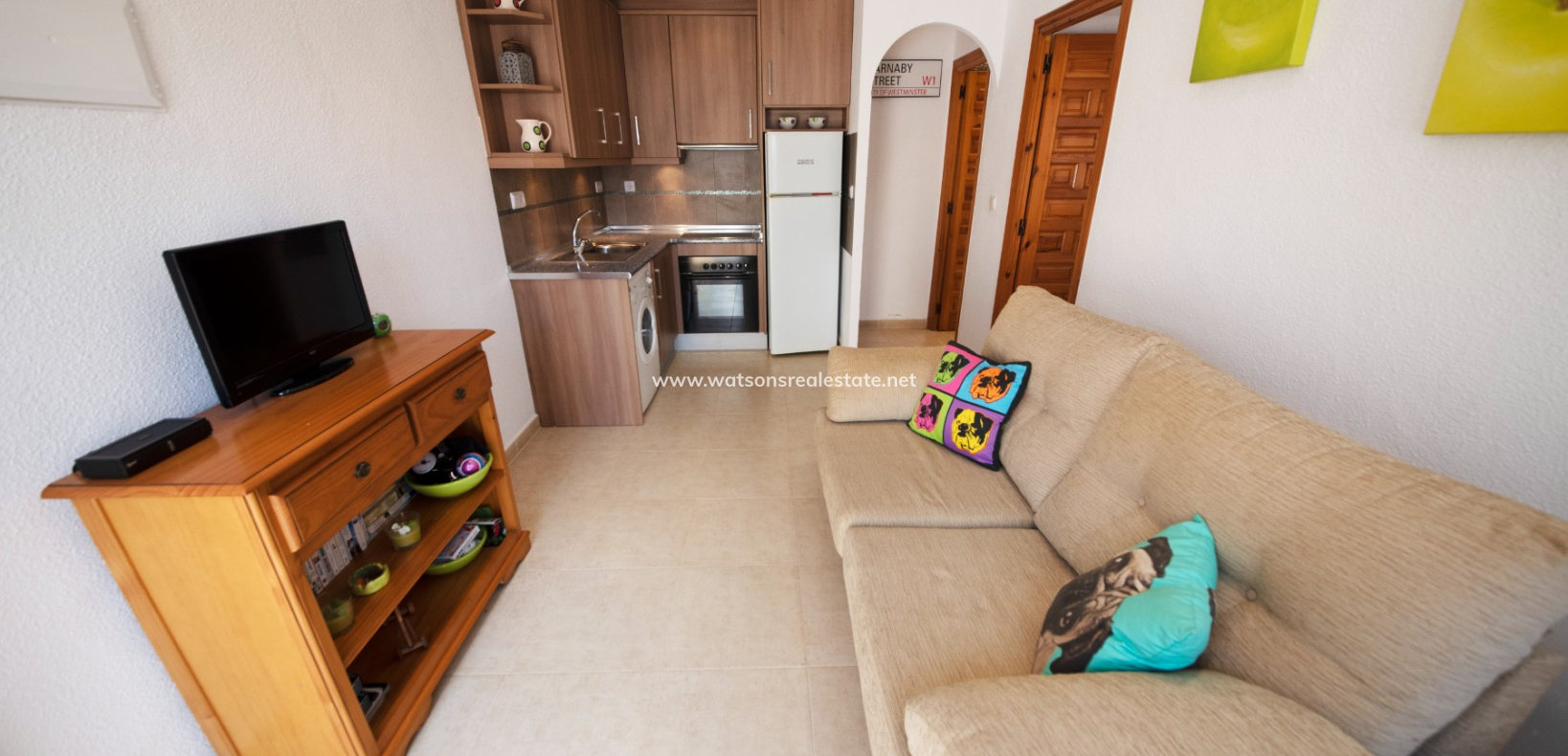 Resale - Reihenhaus - Urb. La Marina