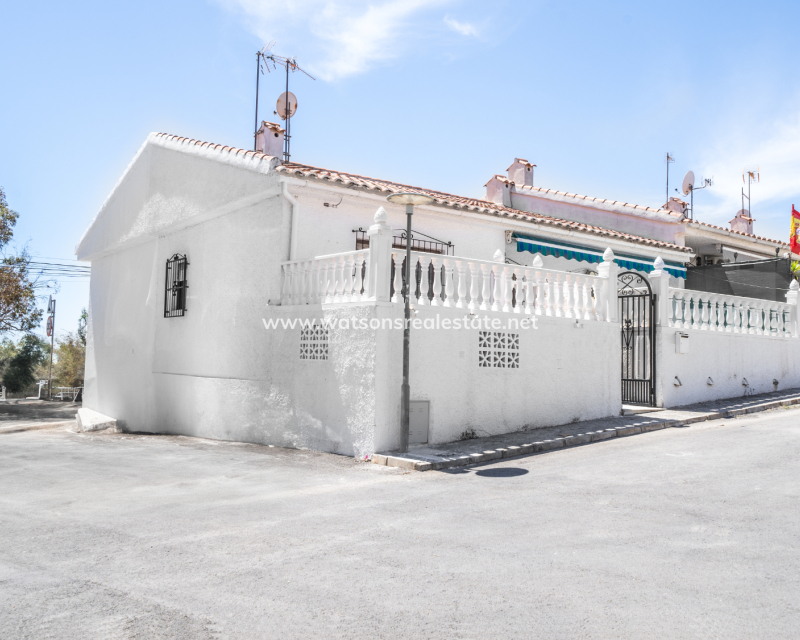 Resale - Reihenhaus - Urb. La Marina