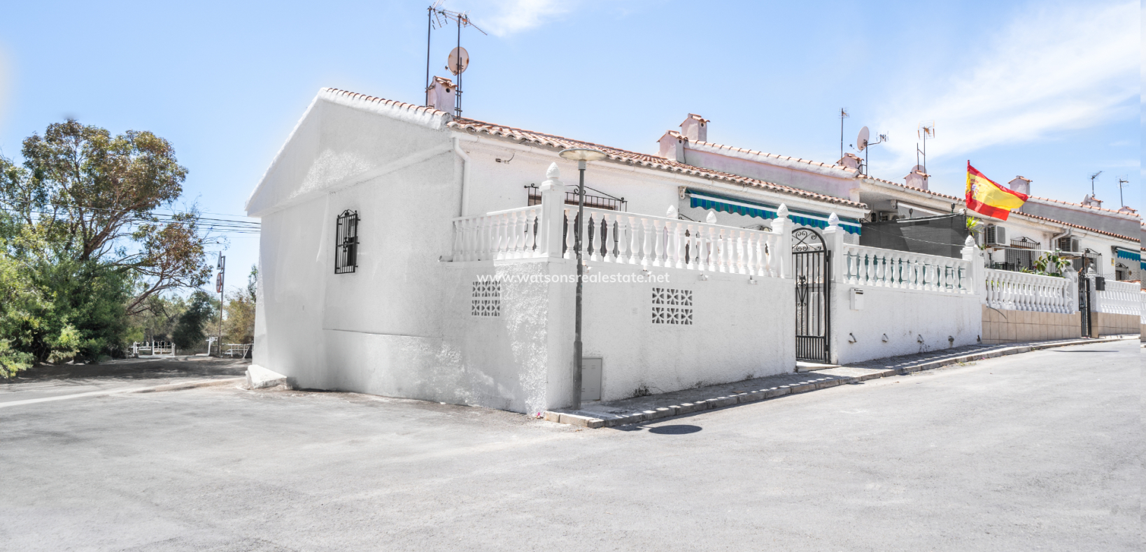 Resale - Reihenhaus - Urb. La Marina