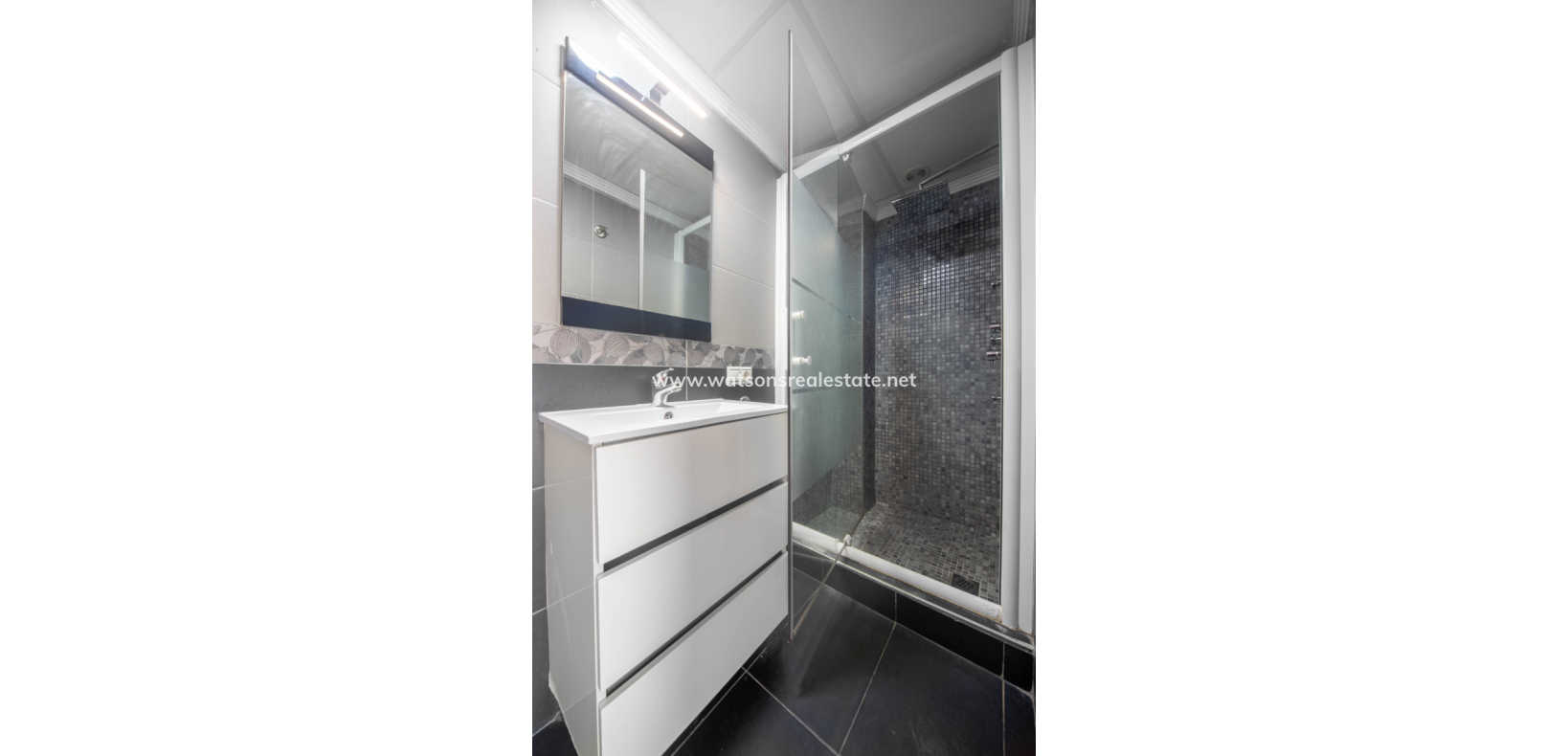 Resale - Reihenhaus - Urb. La Marina