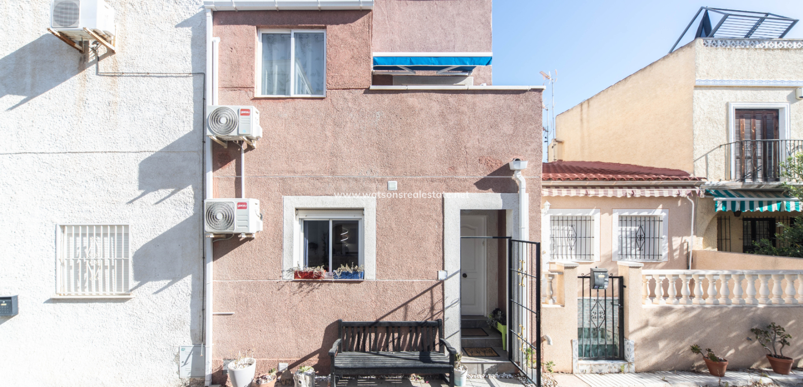 Resale - Reihenhaus - Urb. La Marina