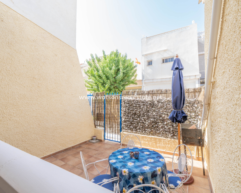 Resale - Reihenhaus - Urb. La Marina