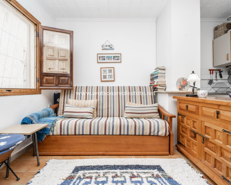 Resale - Reihenhaus - Urb. La Marina