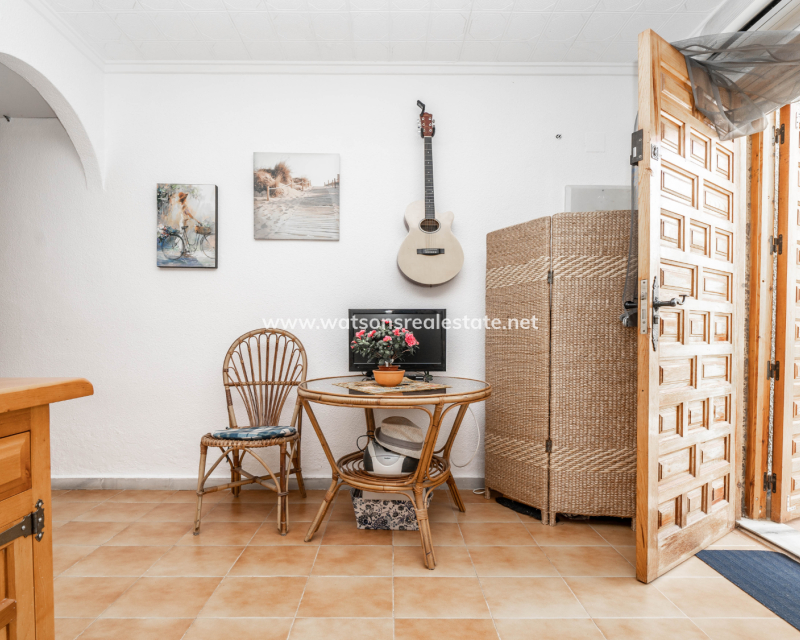 Resale - Reihenhaus - Urb. La Marina