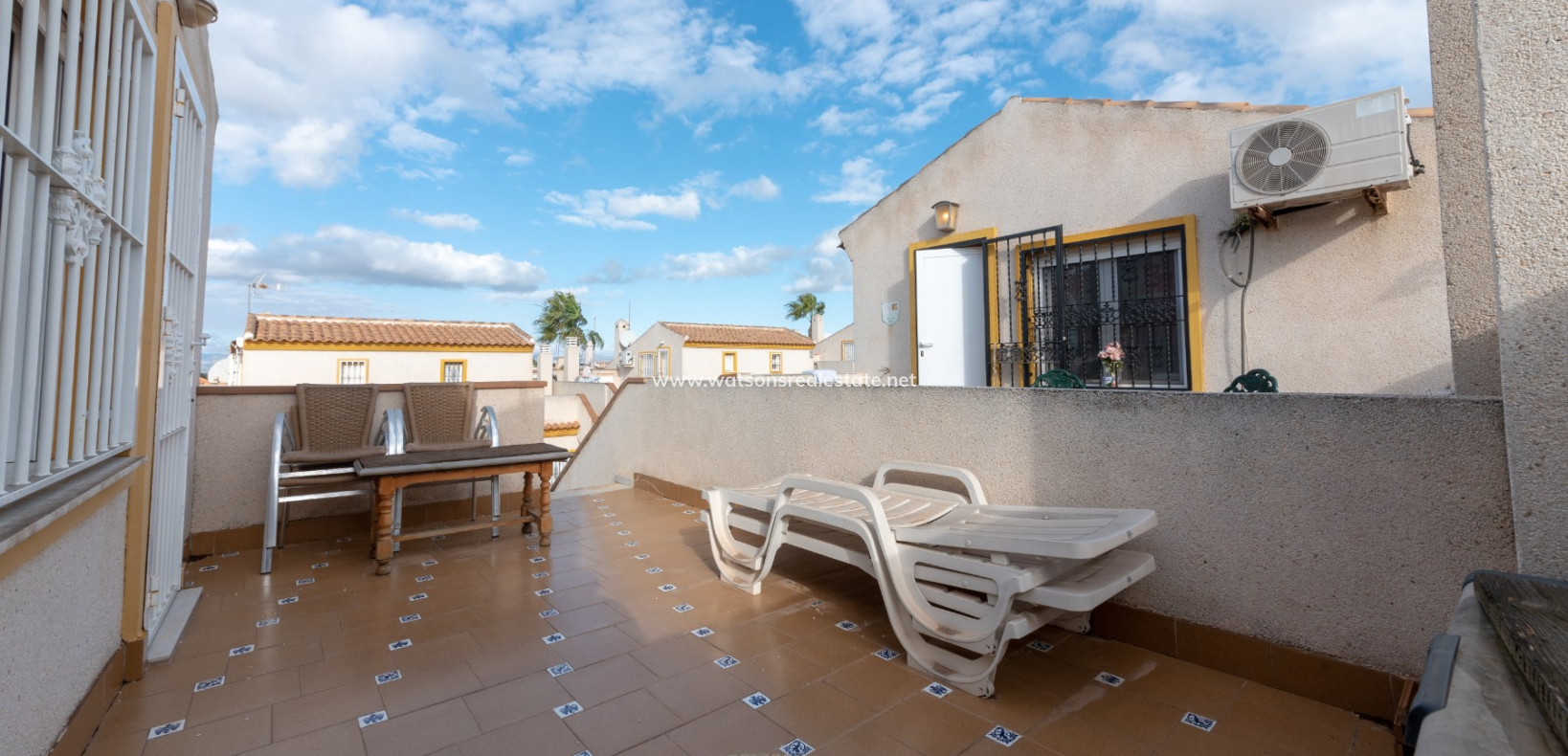 Resale - Reihenhaus - Urb. La Marina