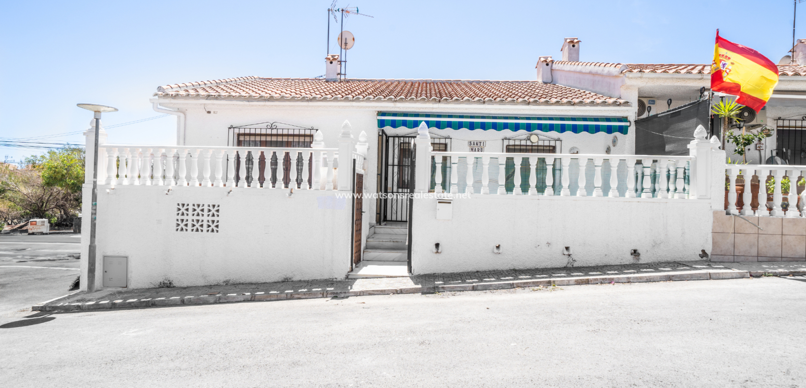 Resale - Reihenhaus - Urb. La Marina