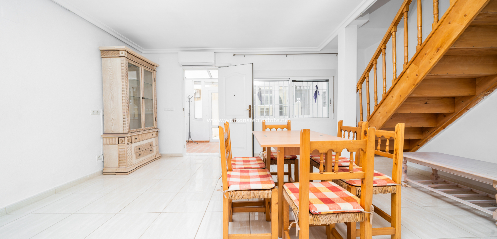 Resale - Reihenhaus - Urb. La Marina