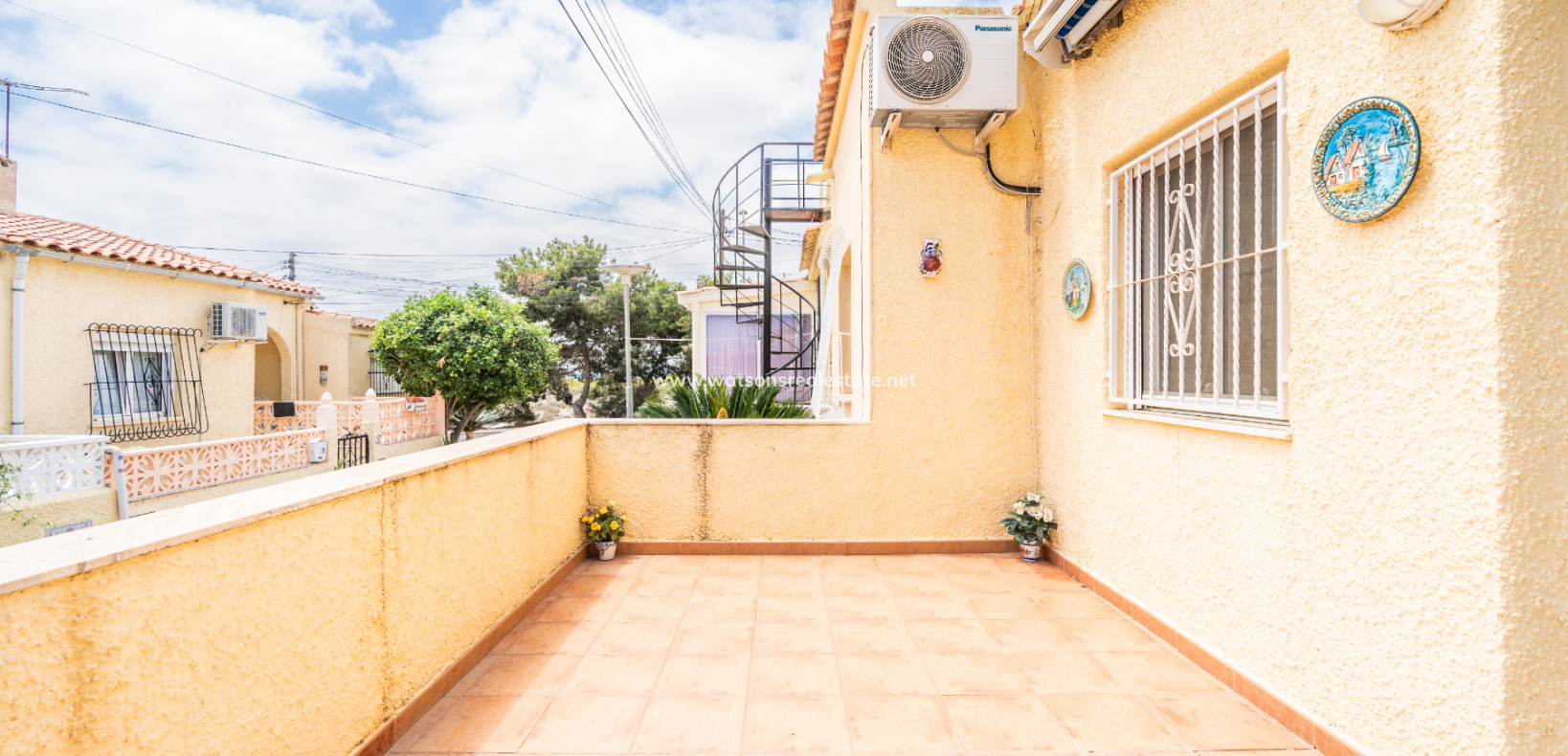 Resale - Reihenhaus - Urb. La Marina