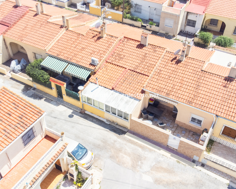 Resale - Reihenhaus - Urb. La Marina