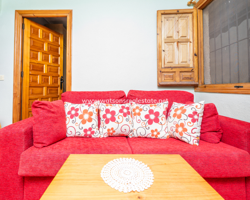 Resale - Reihenhaus - Urb. La Marina