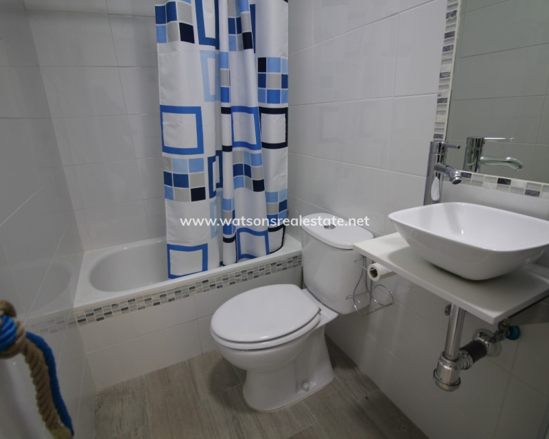 Resale - Reihenhaus - Urb. La Marina