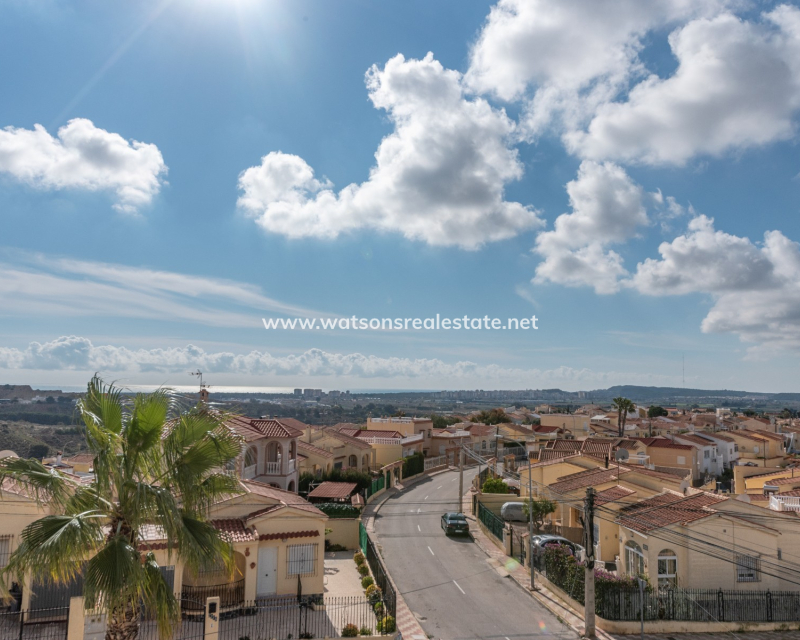 Resale - Reihenhaus - Urb. La Marina