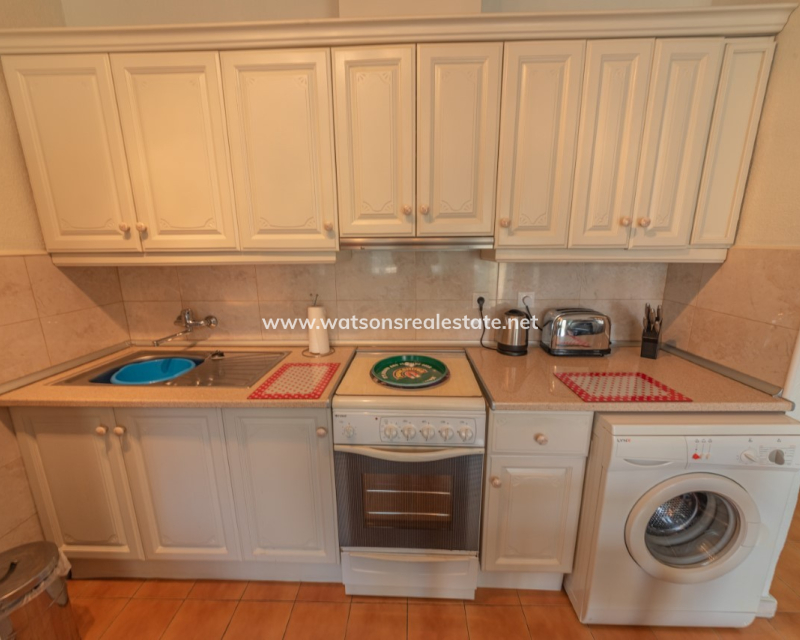 Resale - Reihenhaus - Urb. La Marina