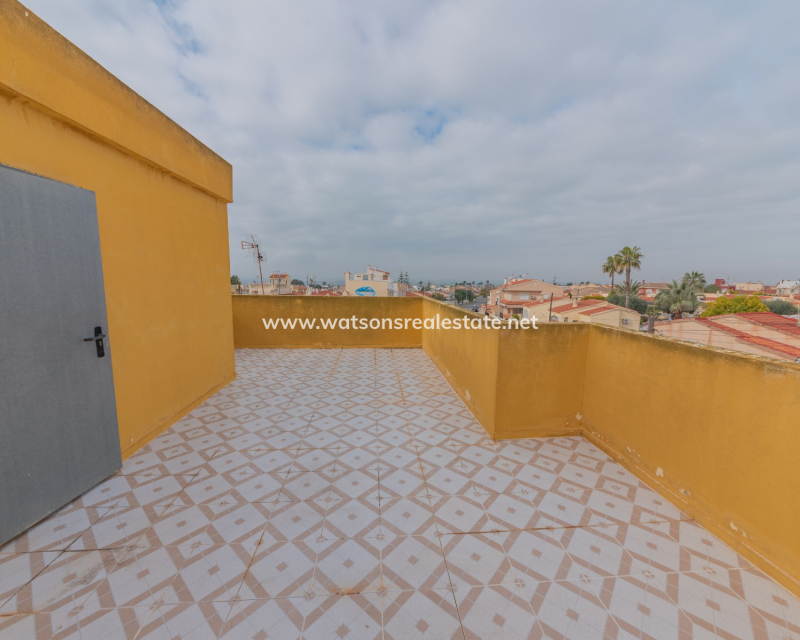 Resale - Reihenhaus - Urb. La Marina