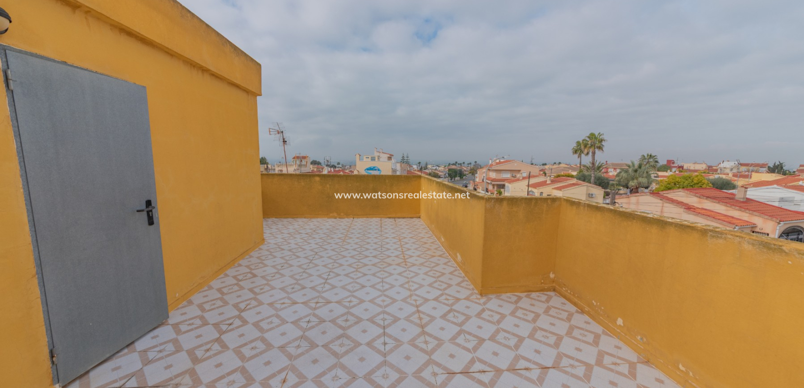 Resale - Reihenhaus - Urb. La Marina