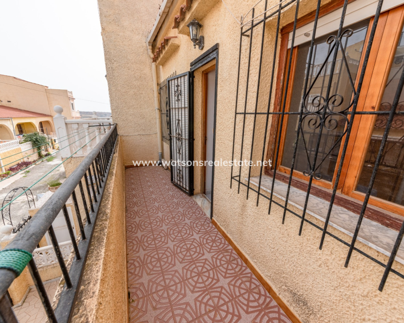 Resale - Reihenhaus - Urb. La Marina