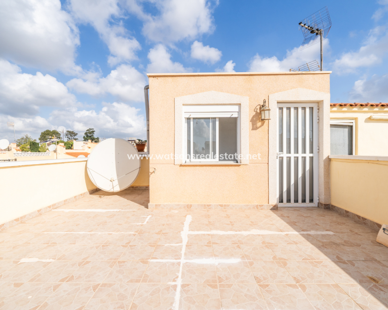 Resale - Reihenhaus - Urb. La Marina