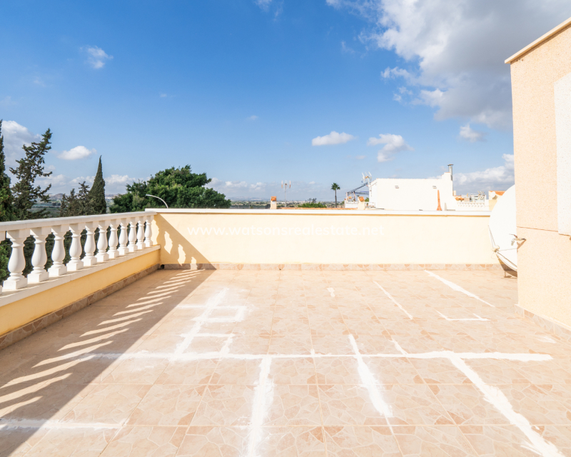 Resale - Reihenhaus - Urb. La Marina