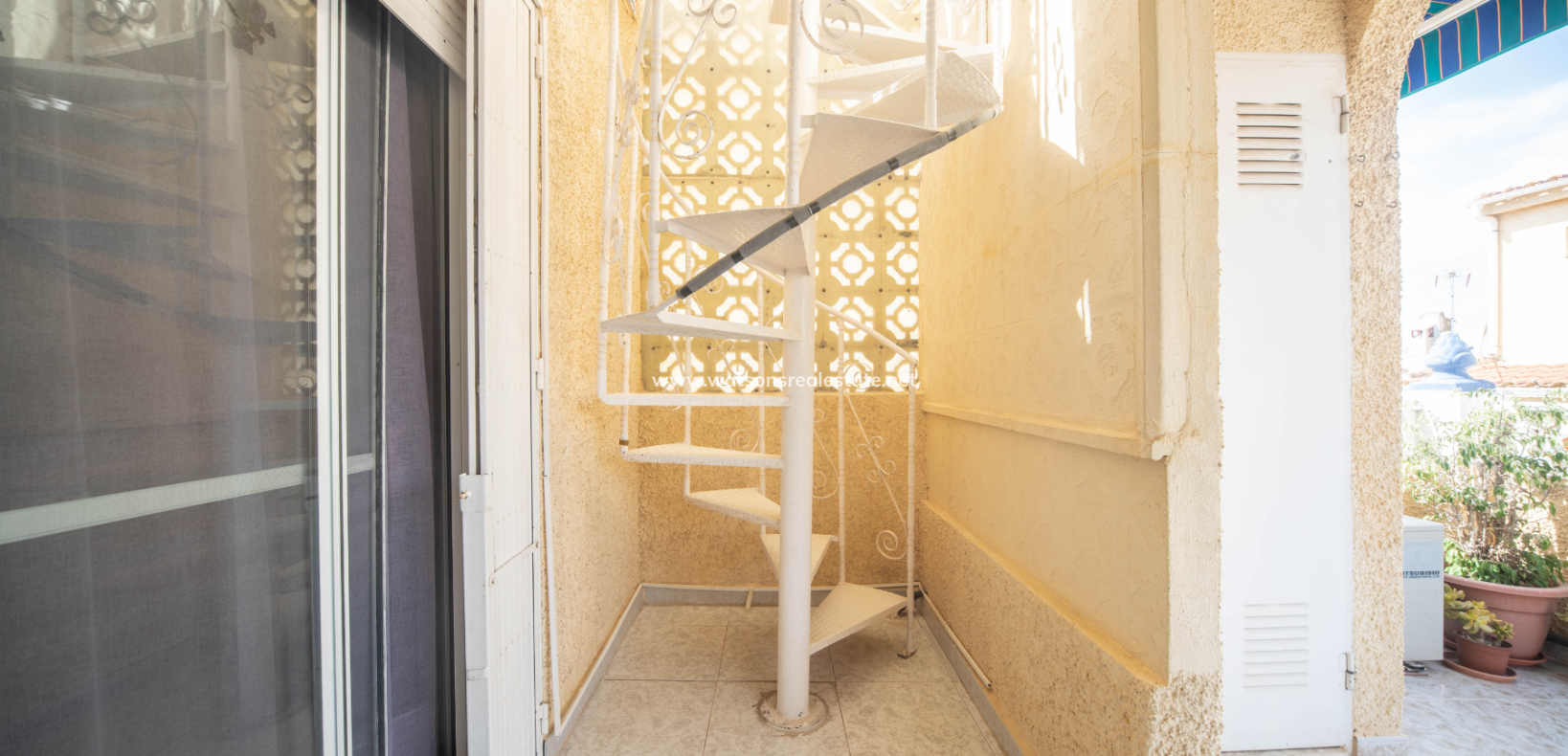 Resale - Reihenhaus - Urb. La Marina