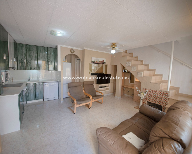 Resale - Reihenhaus - Urb. La Marina