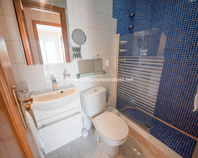 Resale - Reihenhaus - Urb. La Marina