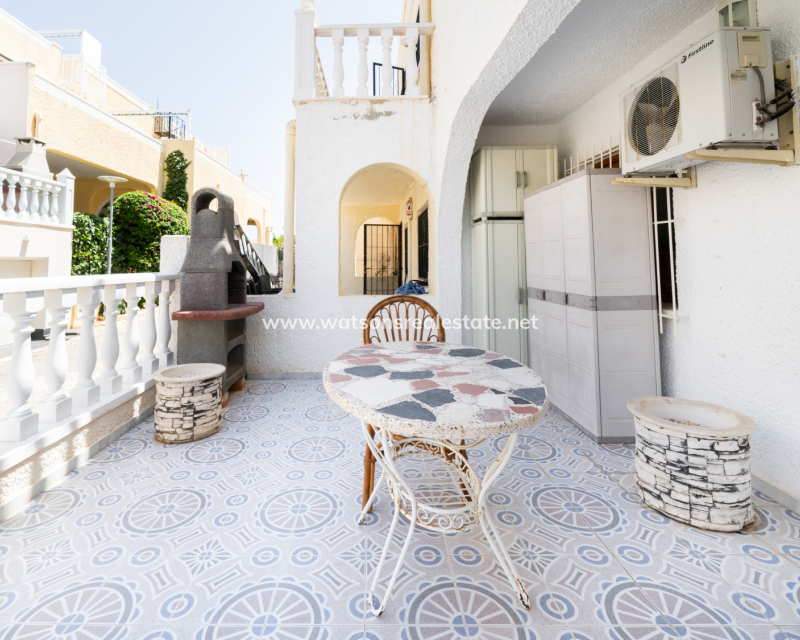 Resale - Reihenhaus - Urb. La Marina