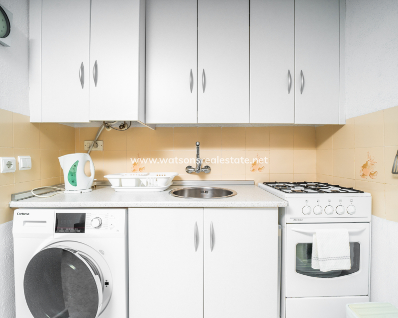 Resale - Reihenhaus - Urb. La Marina