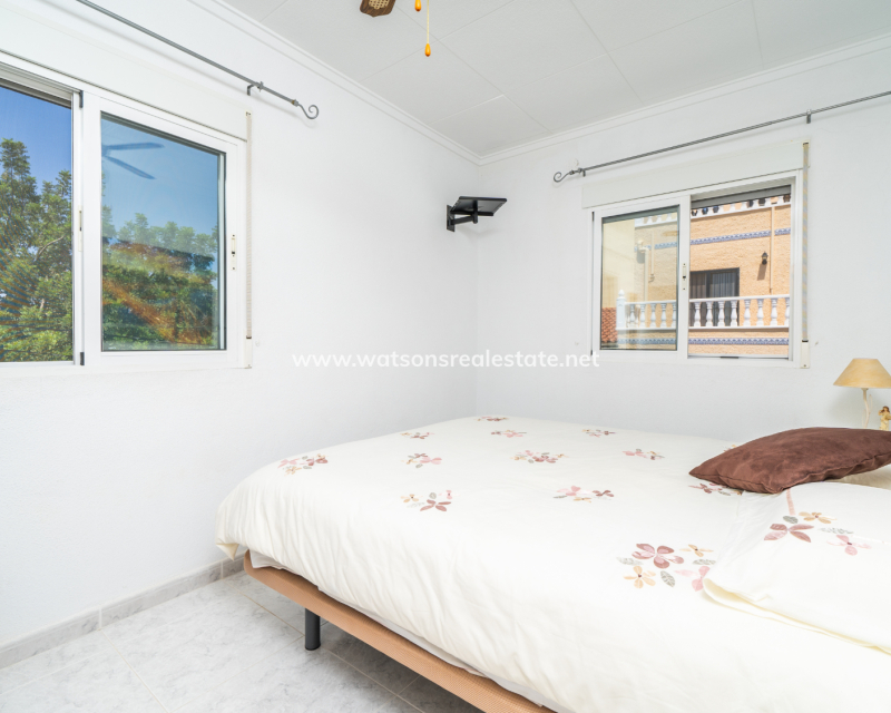 Resale - Reihenhaus - Urb. La Marina