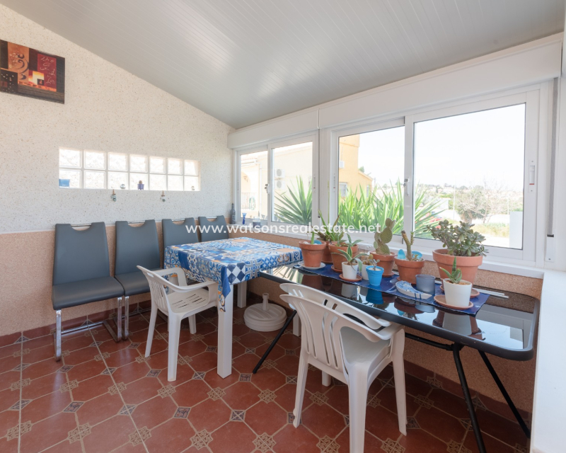 Resale - Reihenhaus - Urb. La Marina