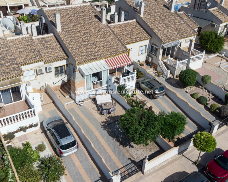 Resale - Reihenhaus - Urb. La Marina