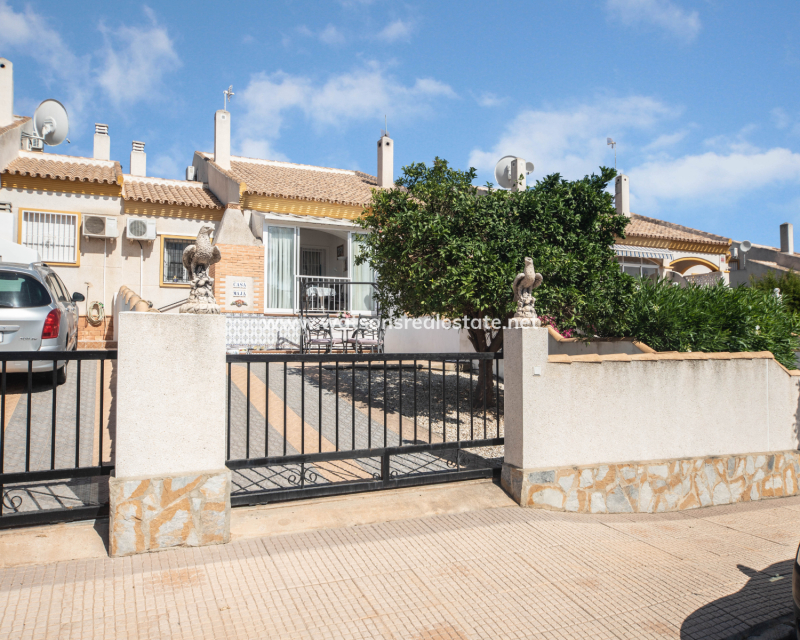 Resale - Reihenhaus - Urb. La Marina