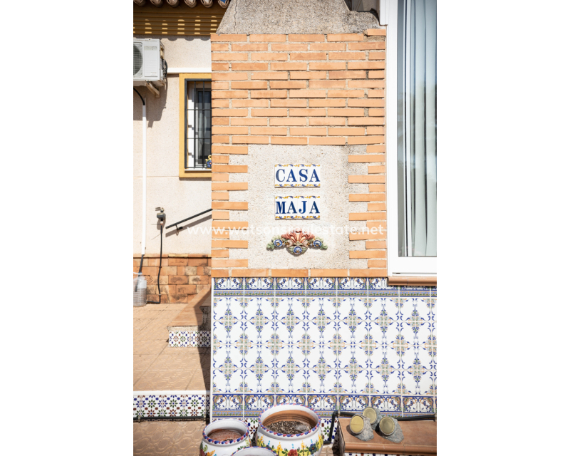 Resale - Reihenhaus - Urb. La Marina