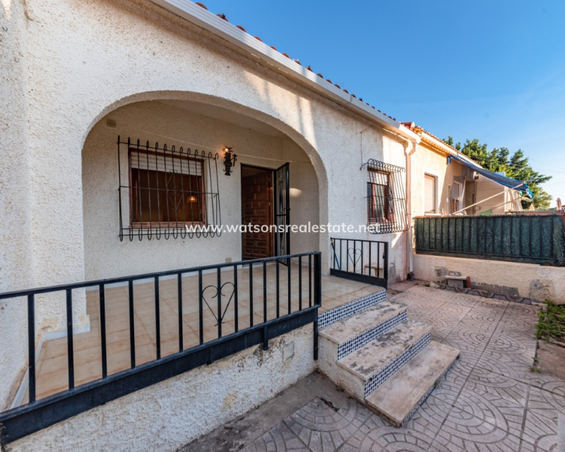 Resale - Reihenhaus - Urb. La Marina