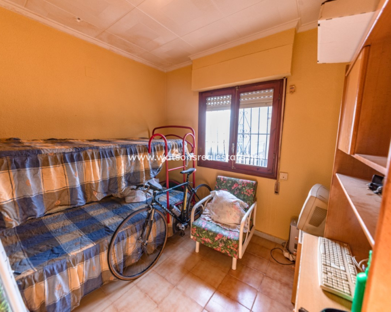 Resale - Reihenhaus - Urb. La Marina