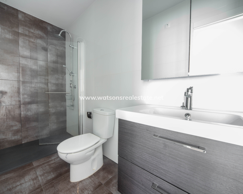 Resale - Reihenhaus - Urb. La Marina