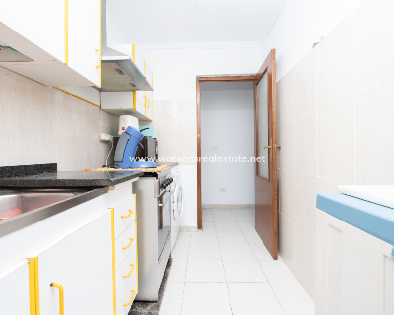 Resale - Reihenhaus - Urb. La Marina