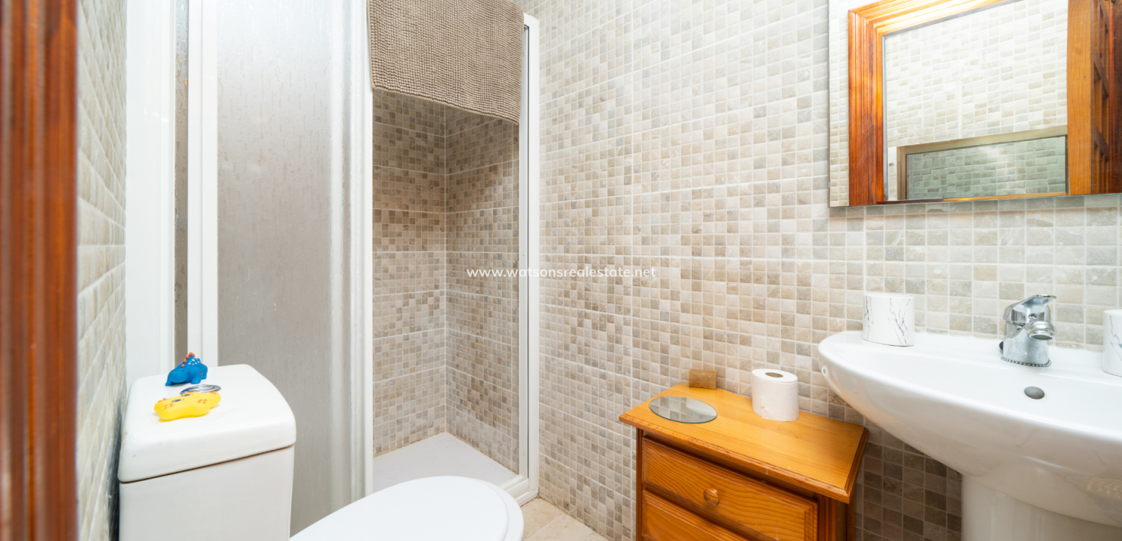 Resale - Reihenhaus - Urb. La Marina