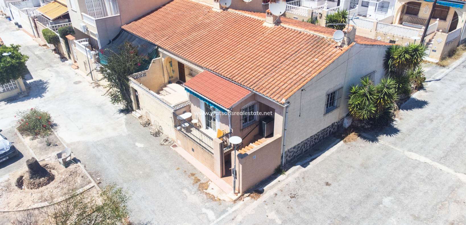 Resale - Reihenhaus - Urb. La Marina