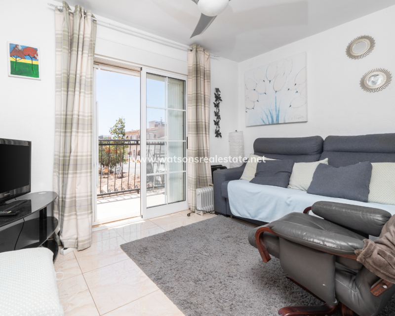 Resale - Reihenhaus - Urb. La Marina