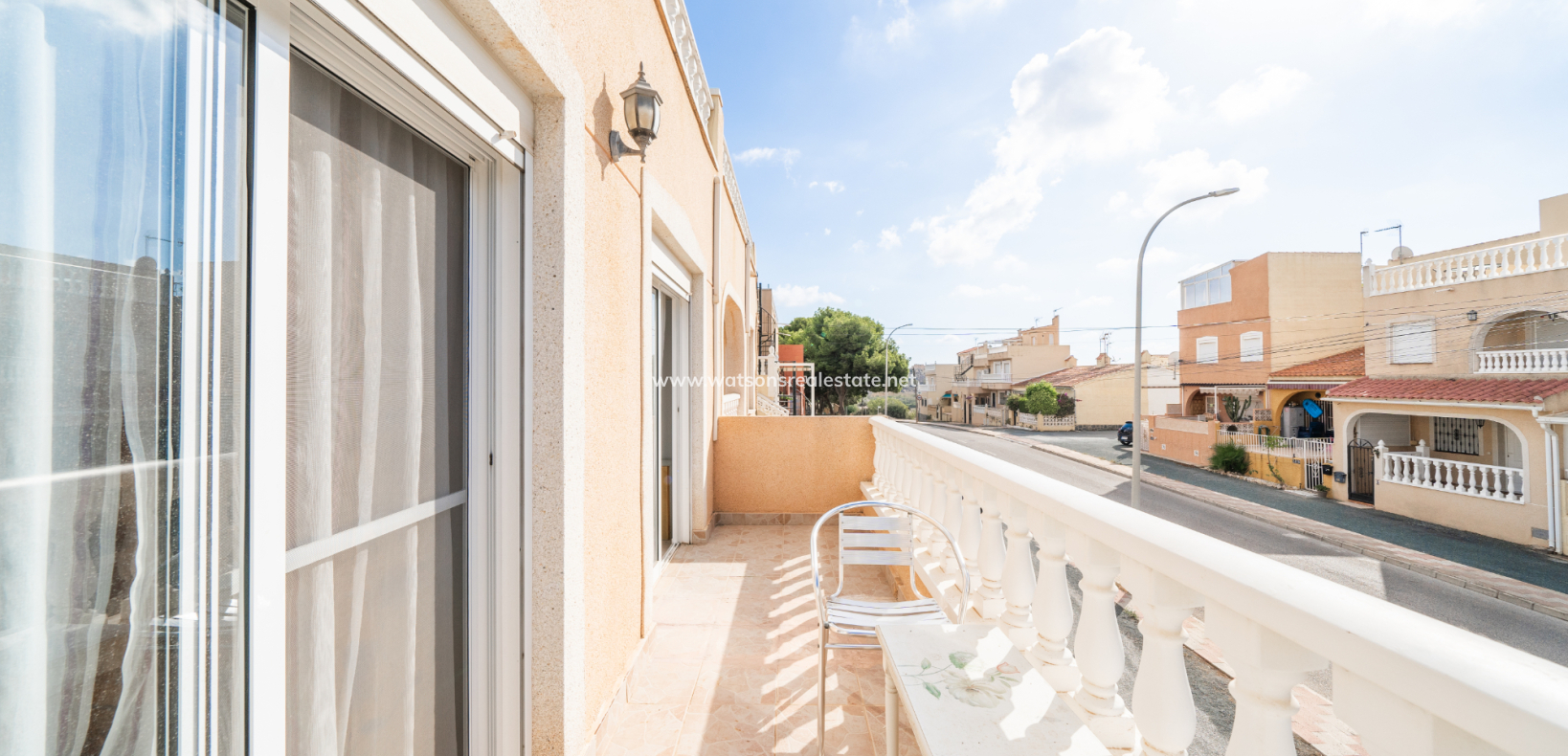 Resale - Reihenhaus - Urb. La Marina