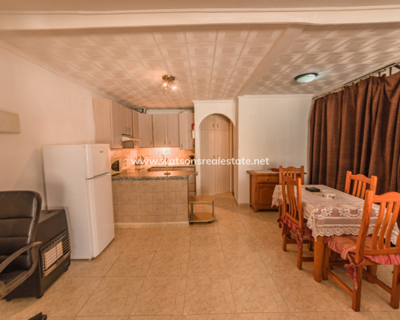 Resale - Reihenhaus - Urb. La Marina